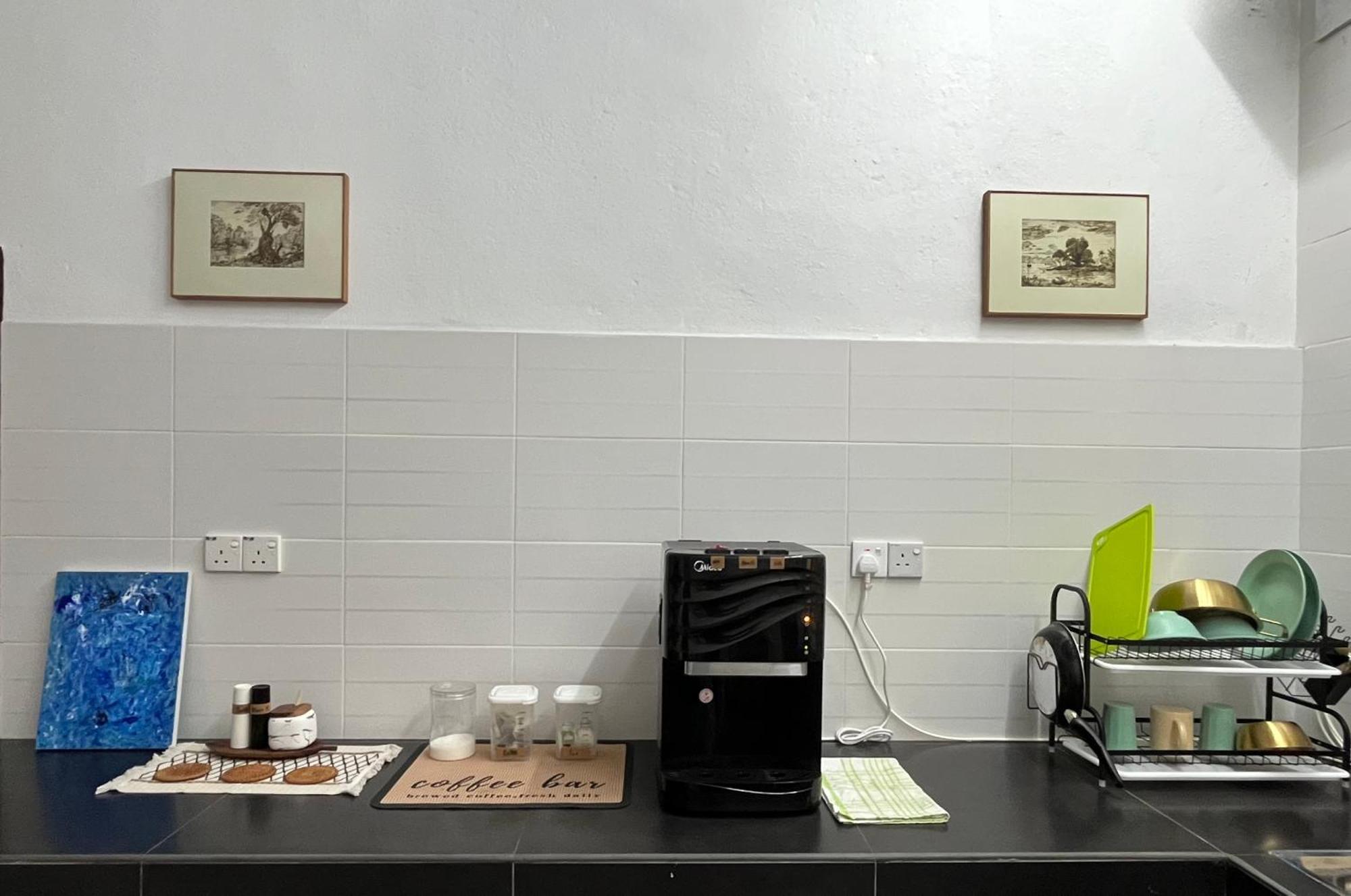 La Wood Homestay Near Kuala Besut Jetty Екстер'єр фото