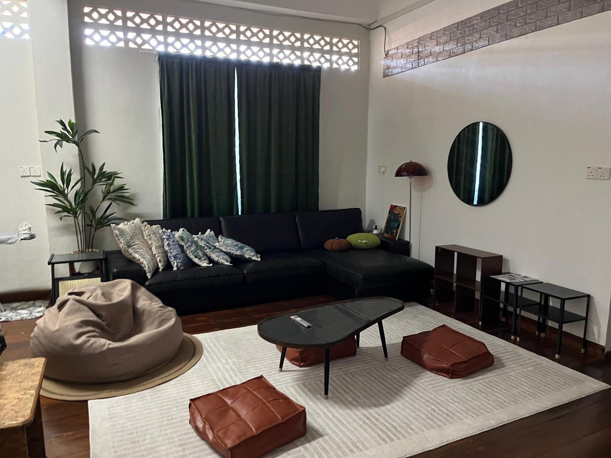 La Wood Homestay Near Kuala Besut Jetty Екстер'єр фото